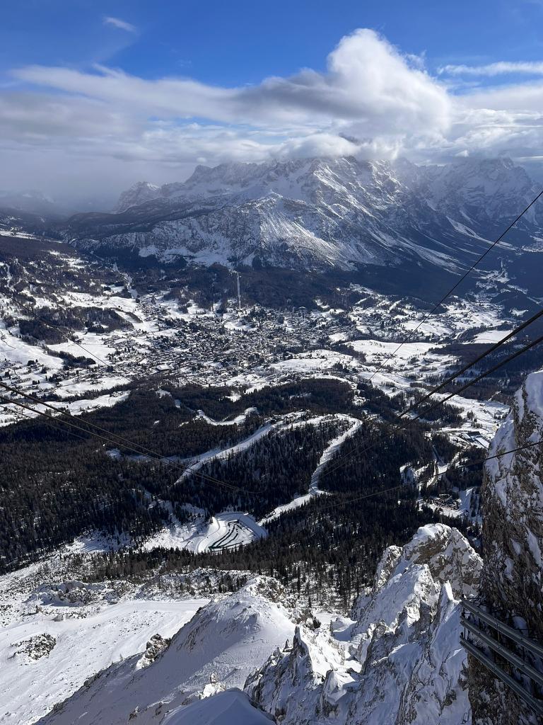 A CORTINA COPPA DEL MONDO E PISTE PERFETTE Radio Più