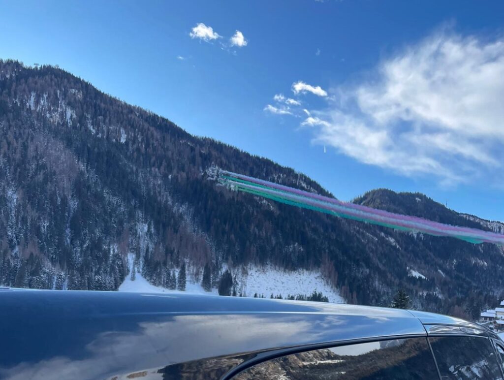 IL PASSAGGIO DELLE FRECCE TRICOLORI VERSO L'ALTA BADIA